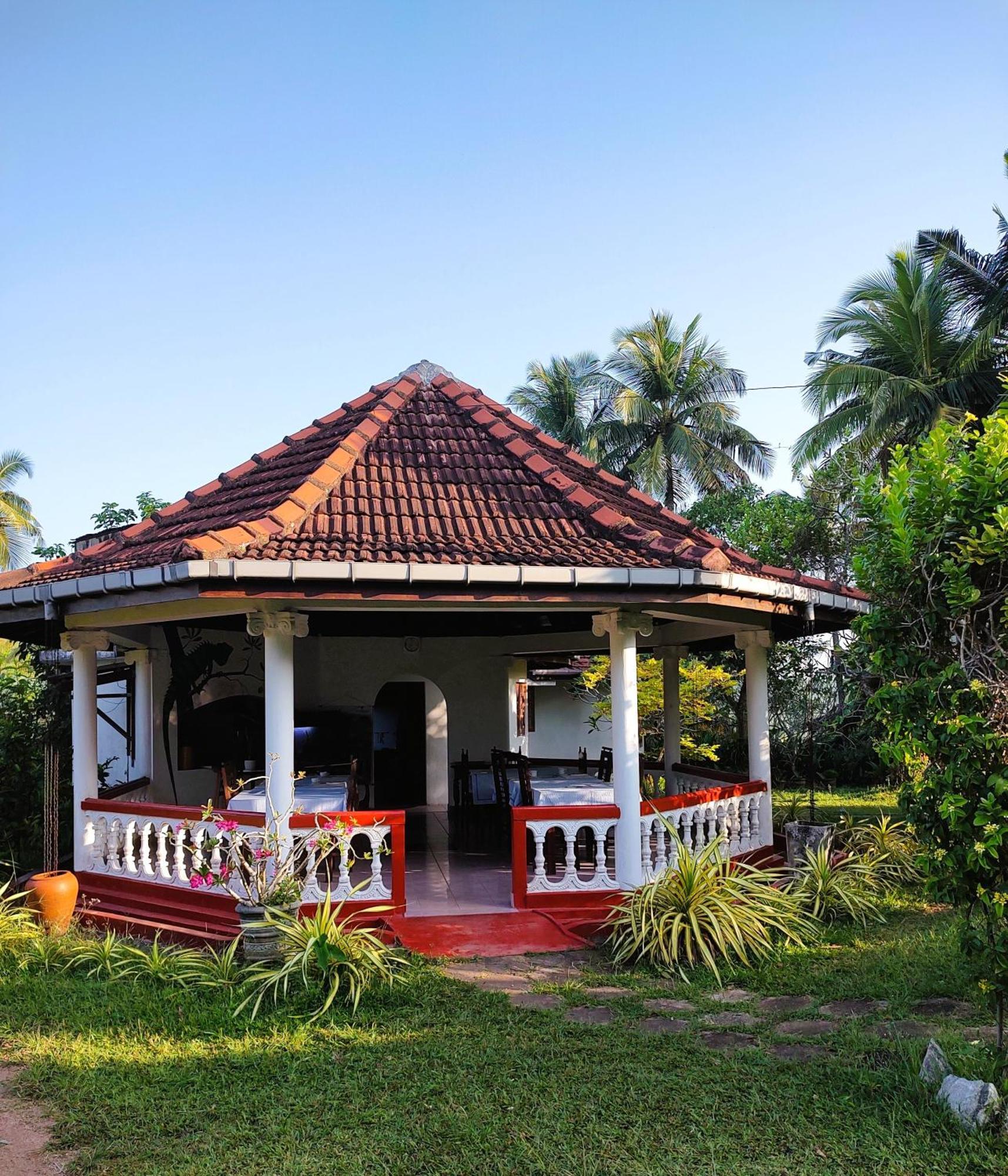 Top Of The Hill Guesthouse ウェリガマ 部屋 写真