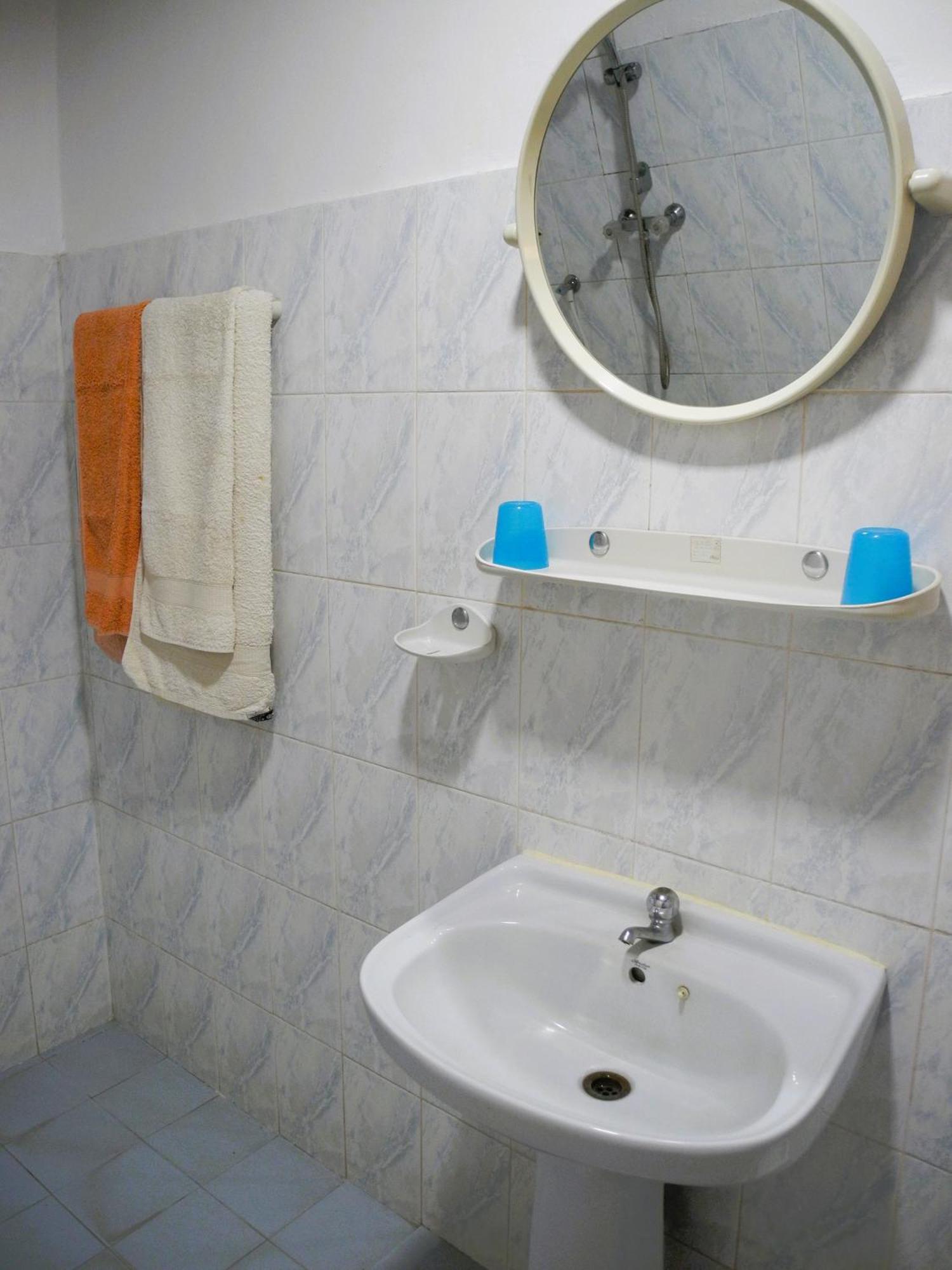 Top Of The Hill Guesthouse ウェリガマ 部屋 写真