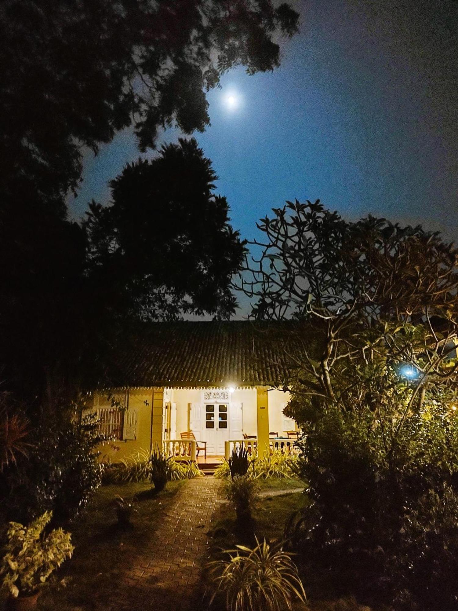Top Of The Hill Guesthouse ウェリガマ 部屋 写真